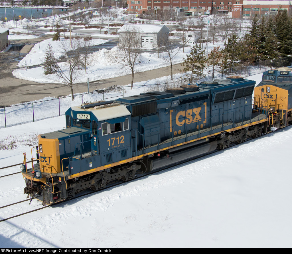 CSXT 1712